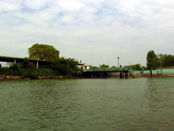 Bob-Lo Island - Pic 1 Dock And Entrance (newer photo)